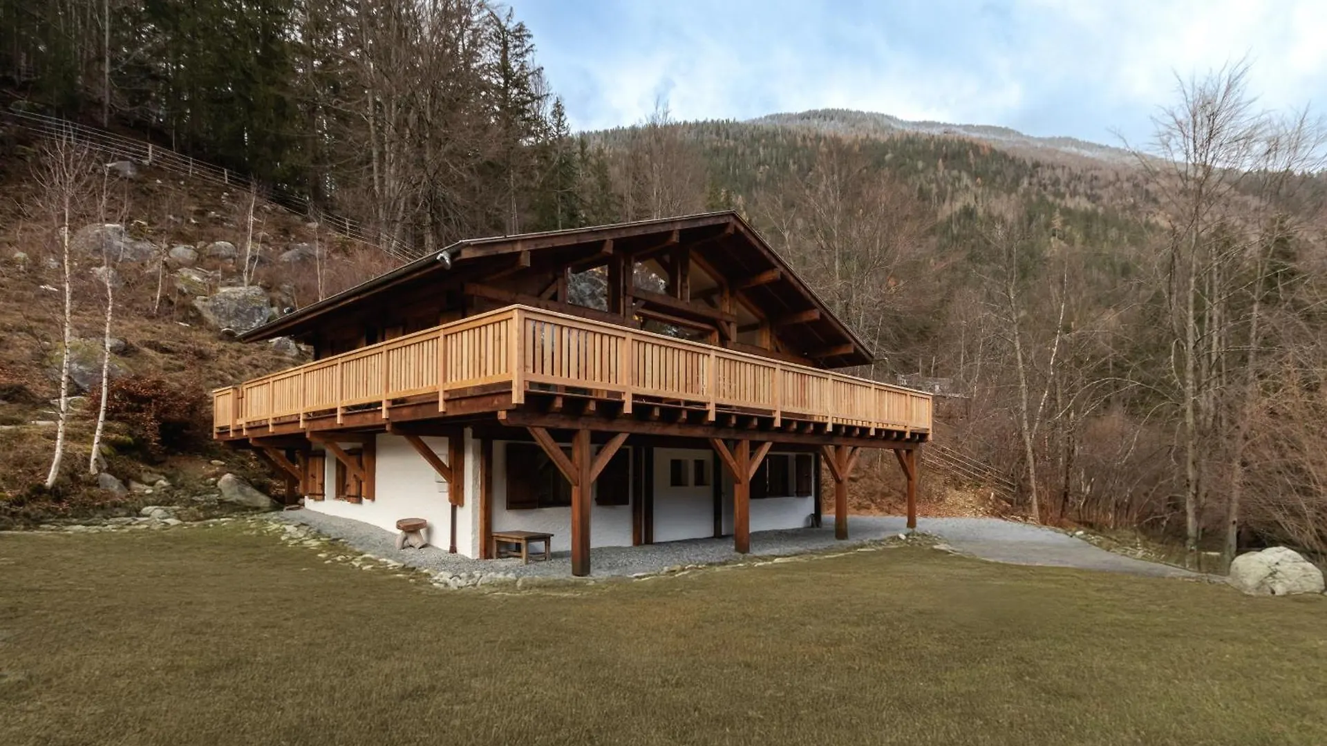 Chalet Des Eaux Rousses -Renove -Prive - Vues 360 Mont Blanc Les Houches France