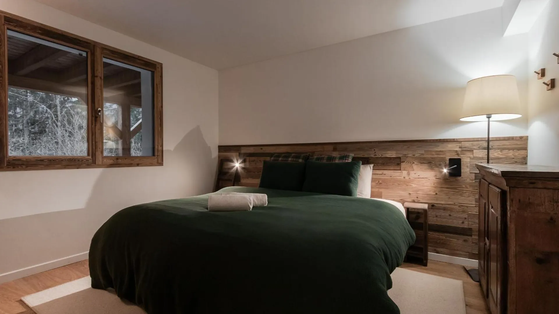 Chalet Des Eaux Rousses -Renove -Prive - Vues 360 Mont Blanc Les Houches France