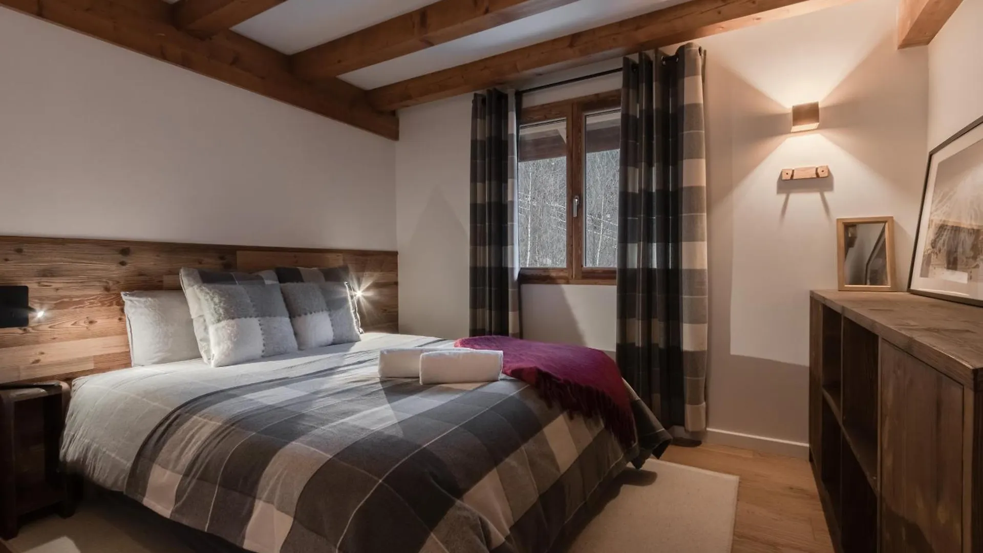Chalet Des Eaux Rousses -Renove -Prive - Vues 360 Mont Blanc Les Houches
